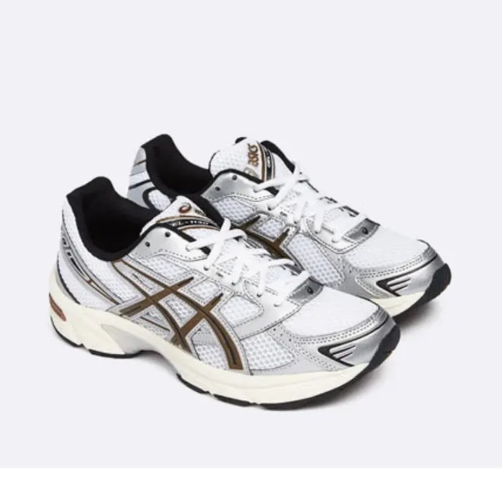 ASICS gel 1130 clay canyon (women’s 9/ men’s 7.5)